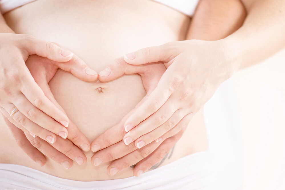 Brzuch ciążowy u kobiety
